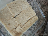 Bread and daal instant piza