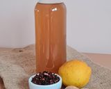 Foto del paso 3 de la receta: Bebida refrescante de jengibre fresco y cascarilla de rosa mosqueta 🍵 🫚🌹