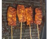 A picture of step 4 of Juicy grilled pineapple.