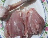 Foto langkah ke 1 dari resep Crispy Fried Chicken.