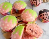Foto langkah ke 12 dari resep Bolu Kukus Karakter Pinky.