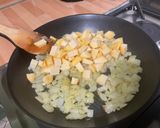 Une image de l'étape 10 de Navets et poivrons à la crème, aneth et bouillon de gambas.