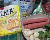 Foto langkah ke 1 dari resep GATA-46: SAUSAGE GARLIC BREAD.