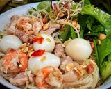Hình bước làm 5 của món Phở Sắn Quế Sơn Trộn Tôm Thịt