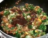 A picture of step 3 of Stir fry veggies Pasta.