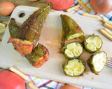 Foto del paso 1 de la receta: Pimientos rellenos de tortilla de patatas