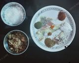 A picture of step 1 of Khajuri Imli Chutney.