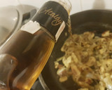 Foto del paso 6 de la receta: Champiñones con jamón serrano, cebolla y pesto de perejil