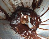 Une image de l'étape 2 de Gâteau moelleux au chocolat 🍫 chantilly 😋.