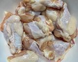 รูปขั้นตอนการทำที่ 1 ของ ไก่ทอด🐣 ซอสน้ำปลา