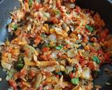 Foto del paso 7 de la receta Arroz jazmín frito con verduras al curry (vegano)