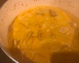 A picture of step 3 of Makkhan murg.