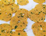 મેથી મસાલા પૂરી (Methi Masala Puri Recipe In Gujarati ) રેસીપી સ્ટેપ2ફોટો