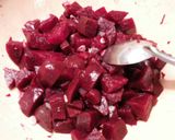 Foto del paso 4 de la receta Ensalada de remolacha y cebolleta fresca
