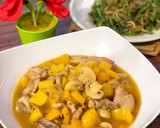 Foto langkah ke 5 dari resep Ayam Jamur Paprika saus Tiram ala Tiger Kitchen.