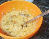 Foto del paso 3 de la receta: Tarta de calabacín al queso en microondas
