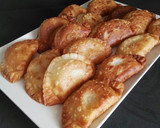 Foto del paso 5 de la receta: Empanadillas de cebolla caramelizada y queso crema