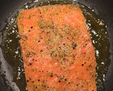 Foto del paso 4 de la receta: Salmón a la plancha