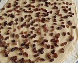 Une image de l'étape 6 de Pains aux raisins maison.