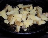Foto del paso 7 de la receta: Papas rústicas empanadas -sin freír