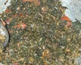 A picture of step 3 of Chaulai k saag /amaranth leaves sabzi.