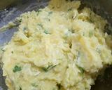 Foto langkah ke 3 dari resep Stik Kentang Keju sederhana.