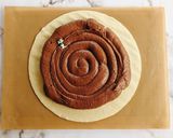 Une image de l'étape 5 de Galette des rois noisettes et chocolat.