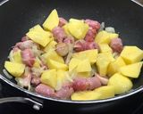 Foto del paso 2 de la receta: Patatas con longanizas frescas
