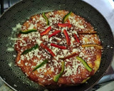 Foto langkah ke 8 dari resep Pizza Teflon| Menu sarapan Emergency.