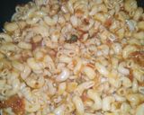 A picture of step 5 of Spicy macroni.