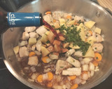 Foto del paso 6 de la receta: Pechuga de pavo al vino tinto