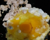 Foto langkah ke 3 dari resep Mie sagu goreng.