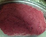 A picture of step 2 of Beetroot paratha.