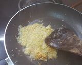 A picture of step 2 of Tri color kheer.