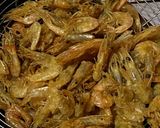 Foto langkah ke 2 dari resep Udang Api Goreng Bawang.