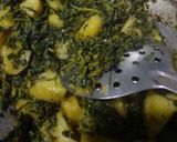A picture of step 3 of Aloo methi.