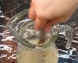 A picture of step 2 of Cucumber Drink.