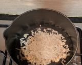 A picture of step 3 of Aval Payasam.