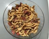 Une image de l'étape 8 de Maccheroni au chorizo champignons et coeurs d artichauts.