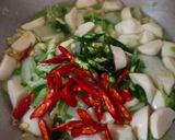 Foto langkah ke 4 dari resep Tumis Sawi Putih.