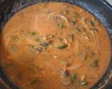 Foto del paso 3 de la receta: Pechugas con rajas y elote en caldillo de jitomate