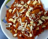 A picture of step 6 of Gajar ka halwa.