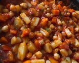 Foto del paso 3 de la receta: Picadillo de papa, zanahoria y garbanzos