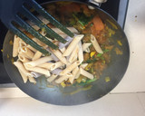 Foto del paso 6 de la receta: Pasta integral con verduras