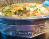 A picture of step 4 of Crockpot Creamy Spinach Chicken 🐔Soup 🥣.