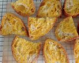 Foto langkah ke 32 dari resep Kunyit Swirl Sourdough Bread.