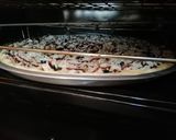 صورة لخطوة 9 من وصفة 🍕 بيتزا الفخامة محشوة الاطراف 🍕