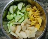 Foto langkah ke 4 dari resep 59. Asinan Buah Bogor.