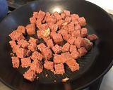 Une image de l'étape 2 de Bœuf en gelée aux champignons de paris et tomate.