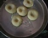 A picture of step 2 of Rava Balushahi.